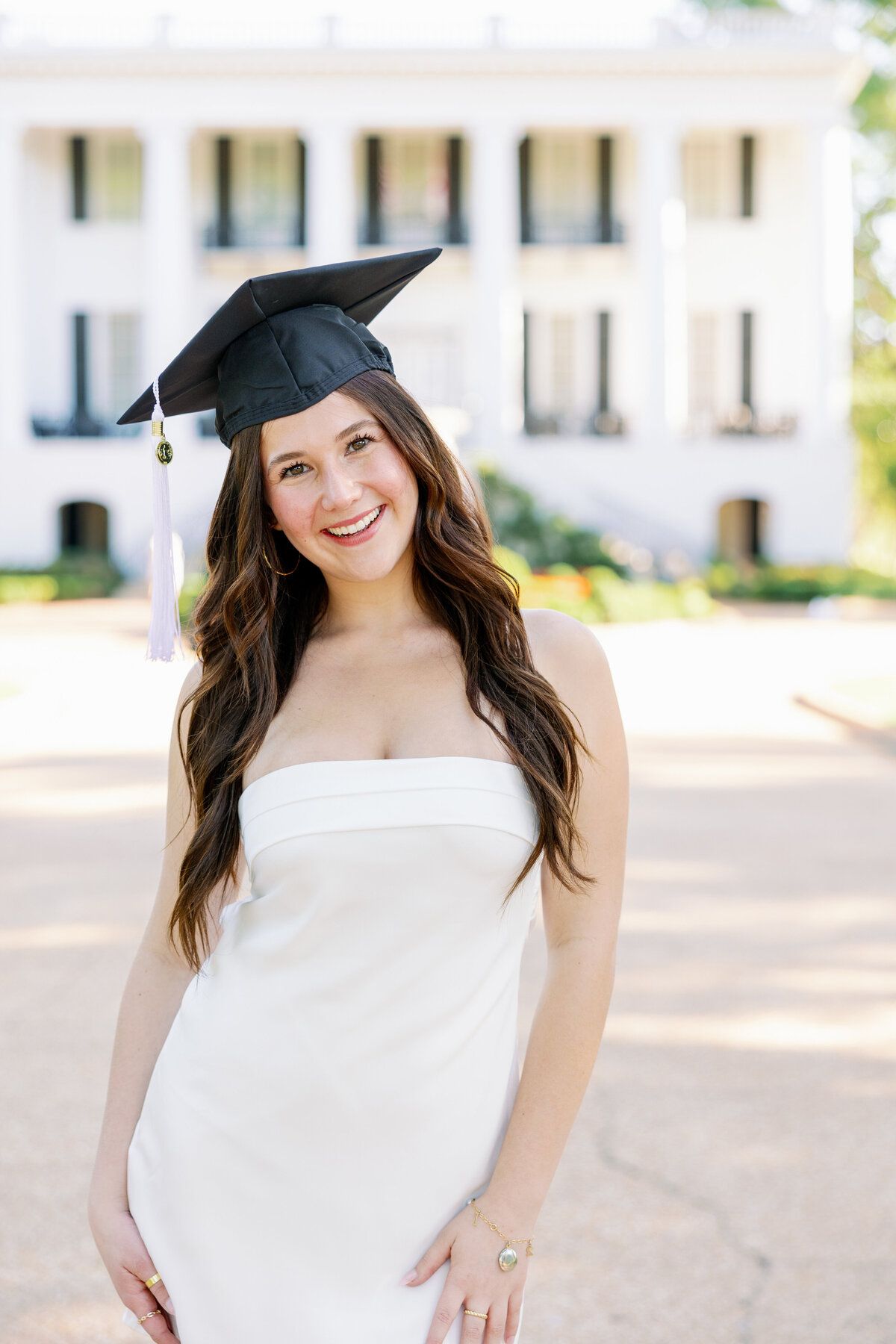 Grad Photos Photographer Portraits at the University of Alabama