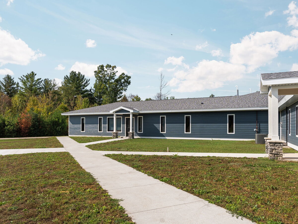 97-web-or-mls-A7403574