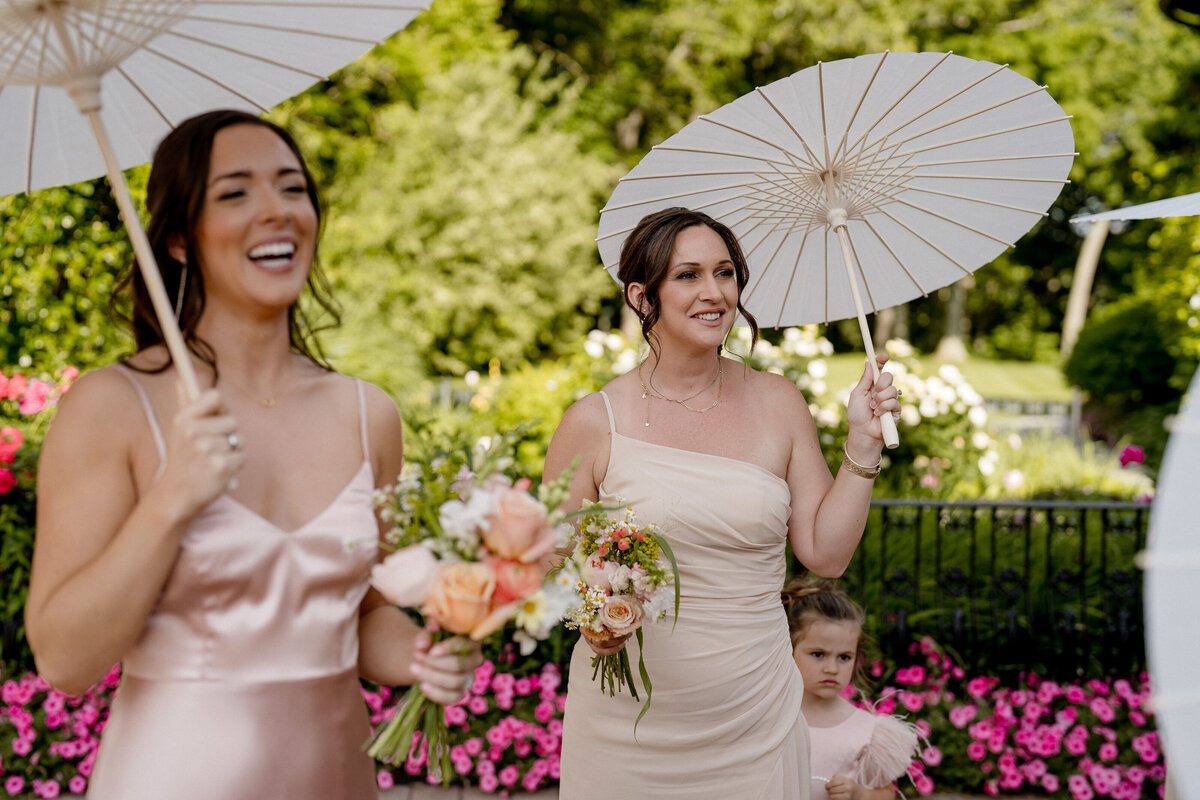 wedding-parasol-umbrellas-saint-clements-castle