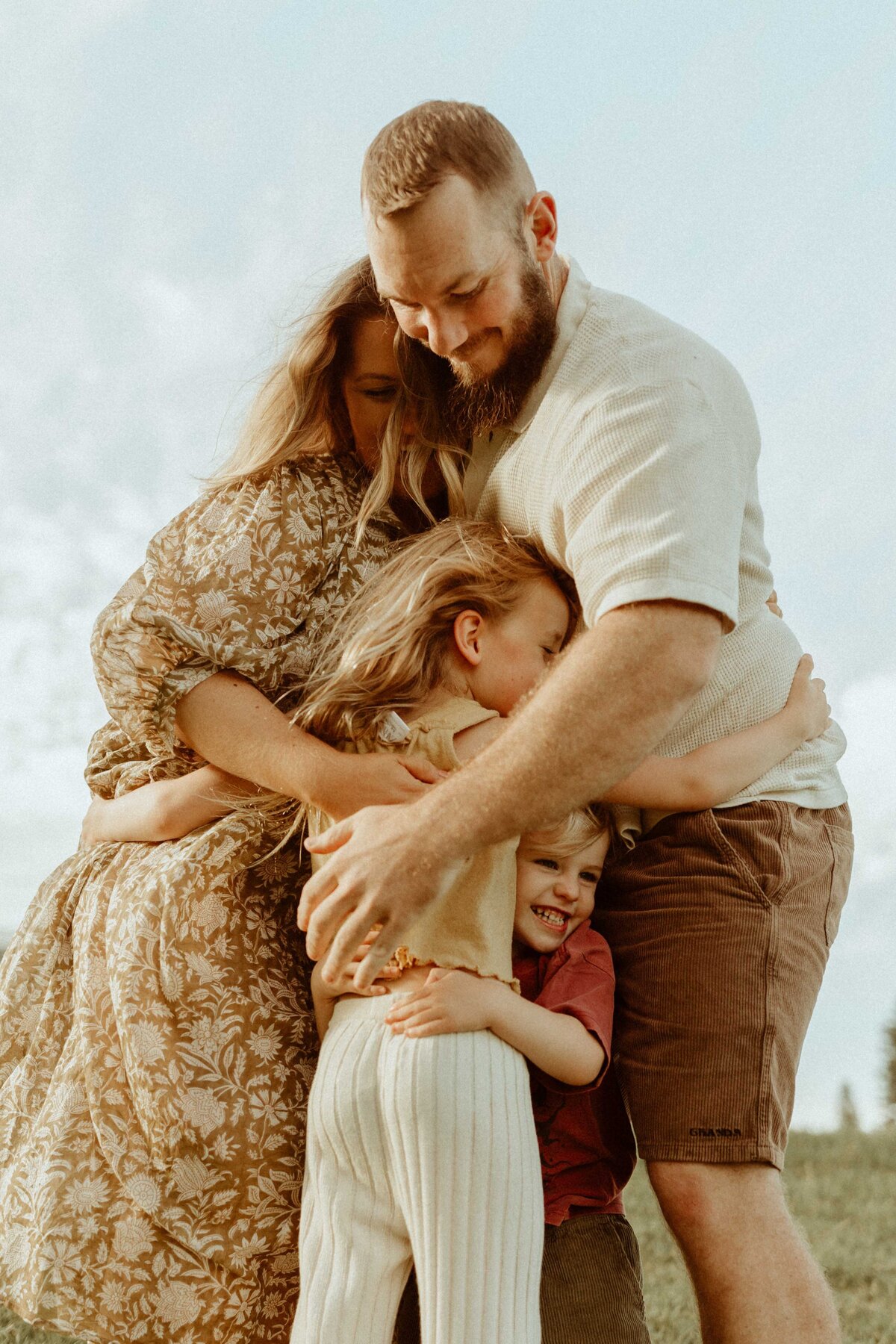 emmawandphotography_bundneena_kurnell_motherhood_sutherlandshirephotographer_cronullaphotographer_motherhood_sydneymotherhoodphotographer_royalnationalpark_familyphotographer_sutherlandshirefamilyphotographer_cronullafamilyphotographer_beachshoot_beachfamilysession_vanlife_urbanfamilyphotographer