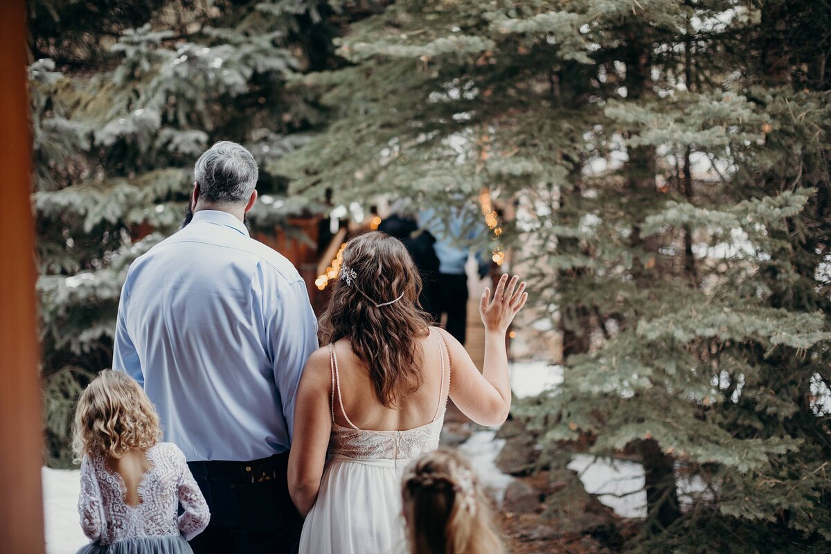 Colorado Airbnb Wedding_0026