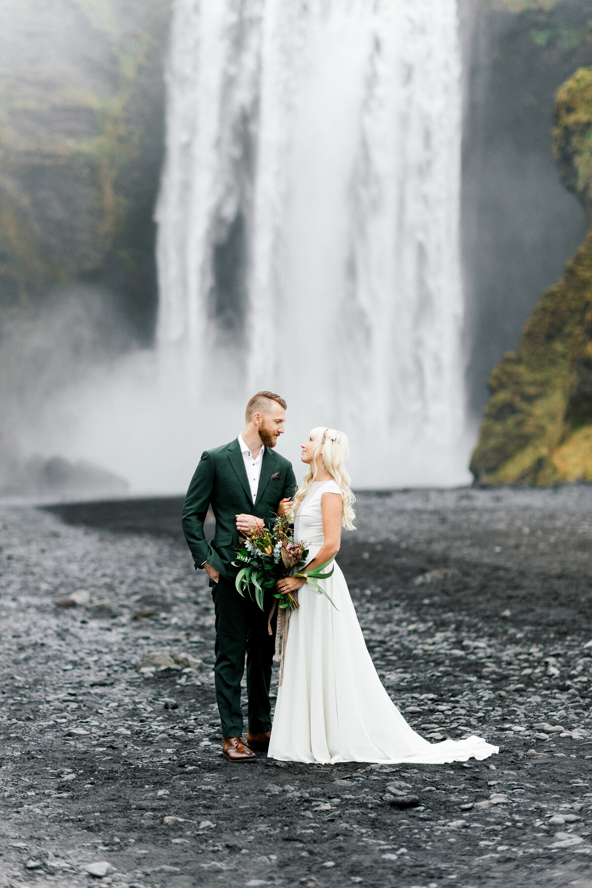 Laurenbeauphoto - Oklahomaphotographer - iceland elopement photographer-4680