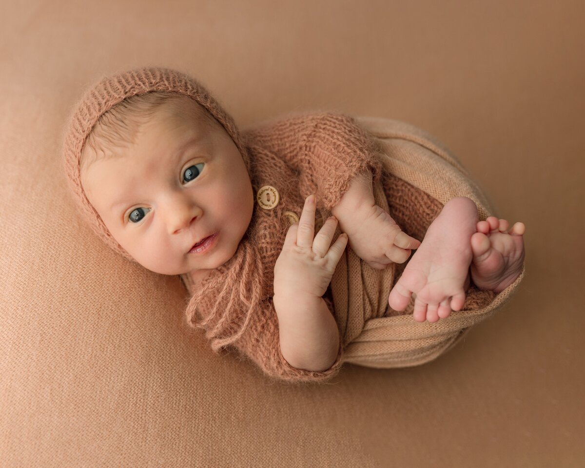 Joey_Winn_Portriat_Studio_Newborn_Maternity_Milestone_Family_Omaha_Nebraska (222)
