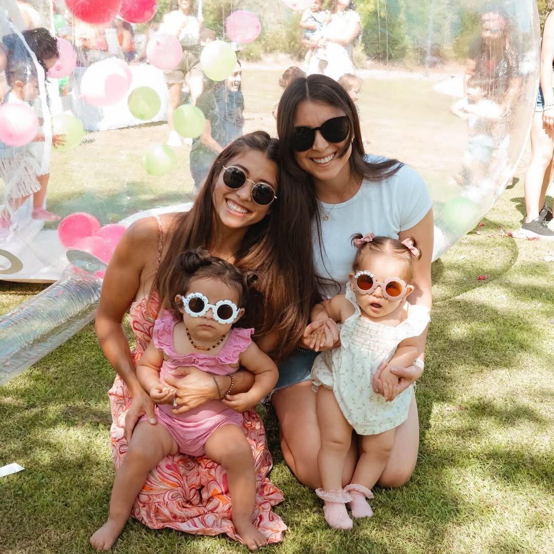 What would you like to see or where are some places we should meet this summer   #momfriends #wheremomsmeet (1)