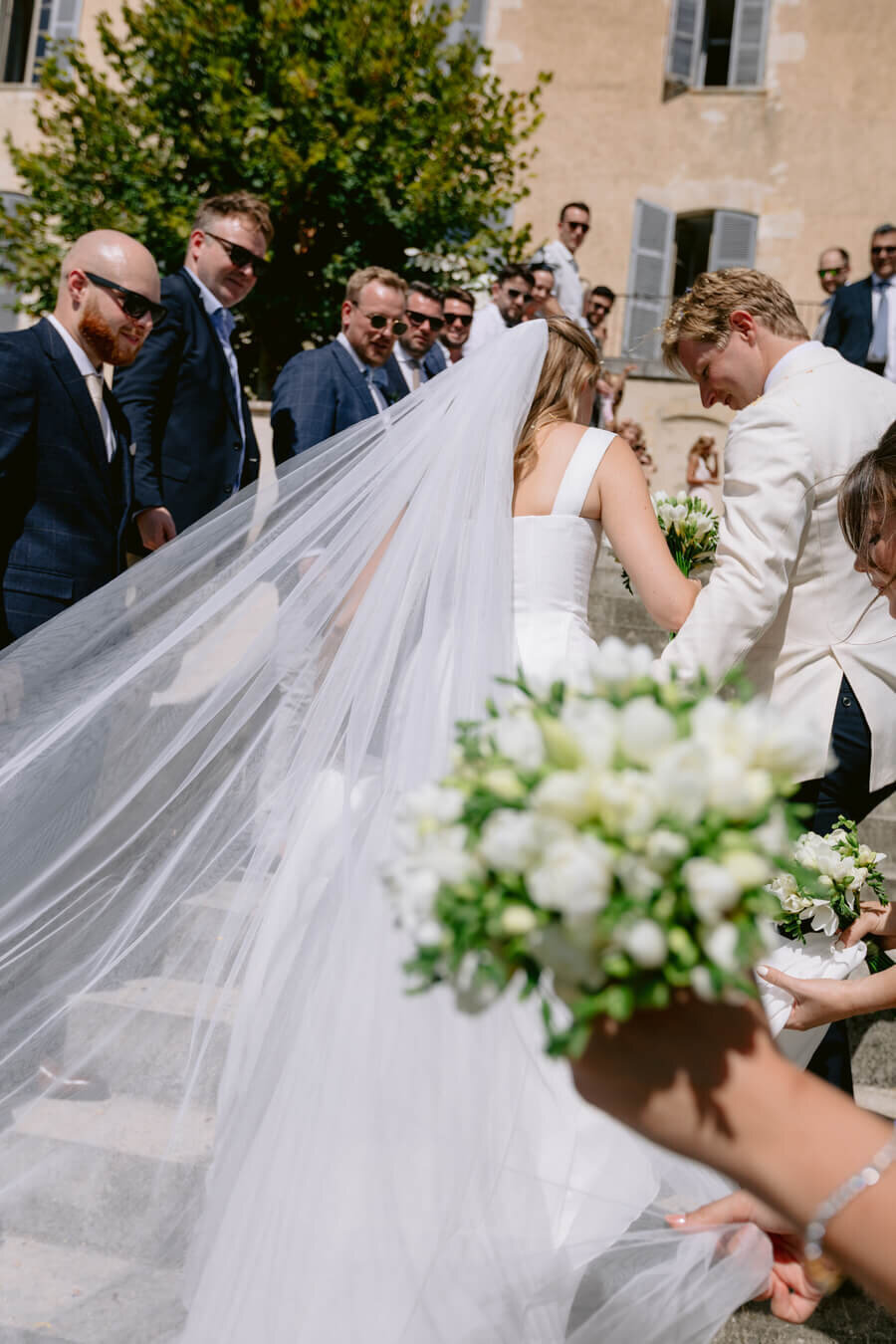 luxury - wedding - france - planning - flowers - florals - florist -chateau - soutfrance 11