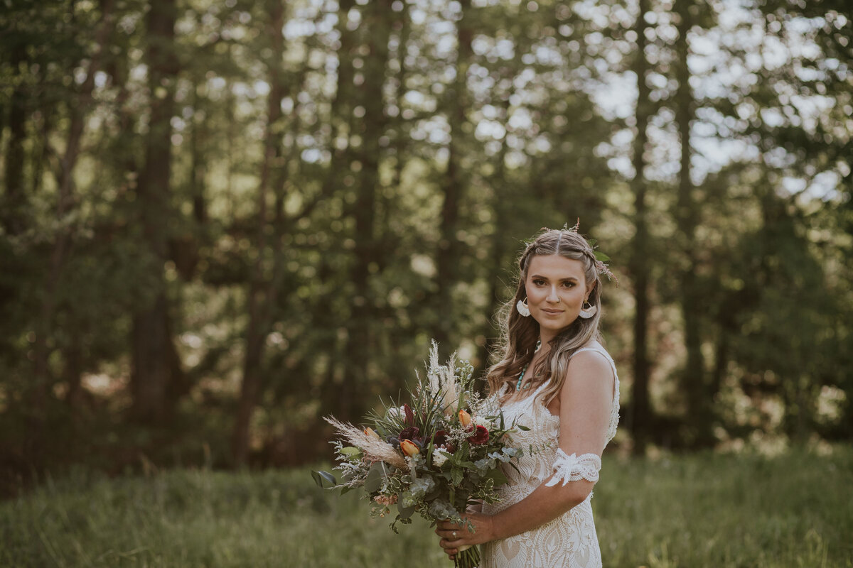 Creekside-Covid-Wedding-In-the-Woods-27