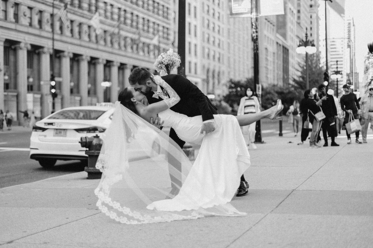 CHICAGO-WEDDING-PHOTOGRAPHY-BY-MEGAN-SAUL-PORTRAITS (268 of 304)