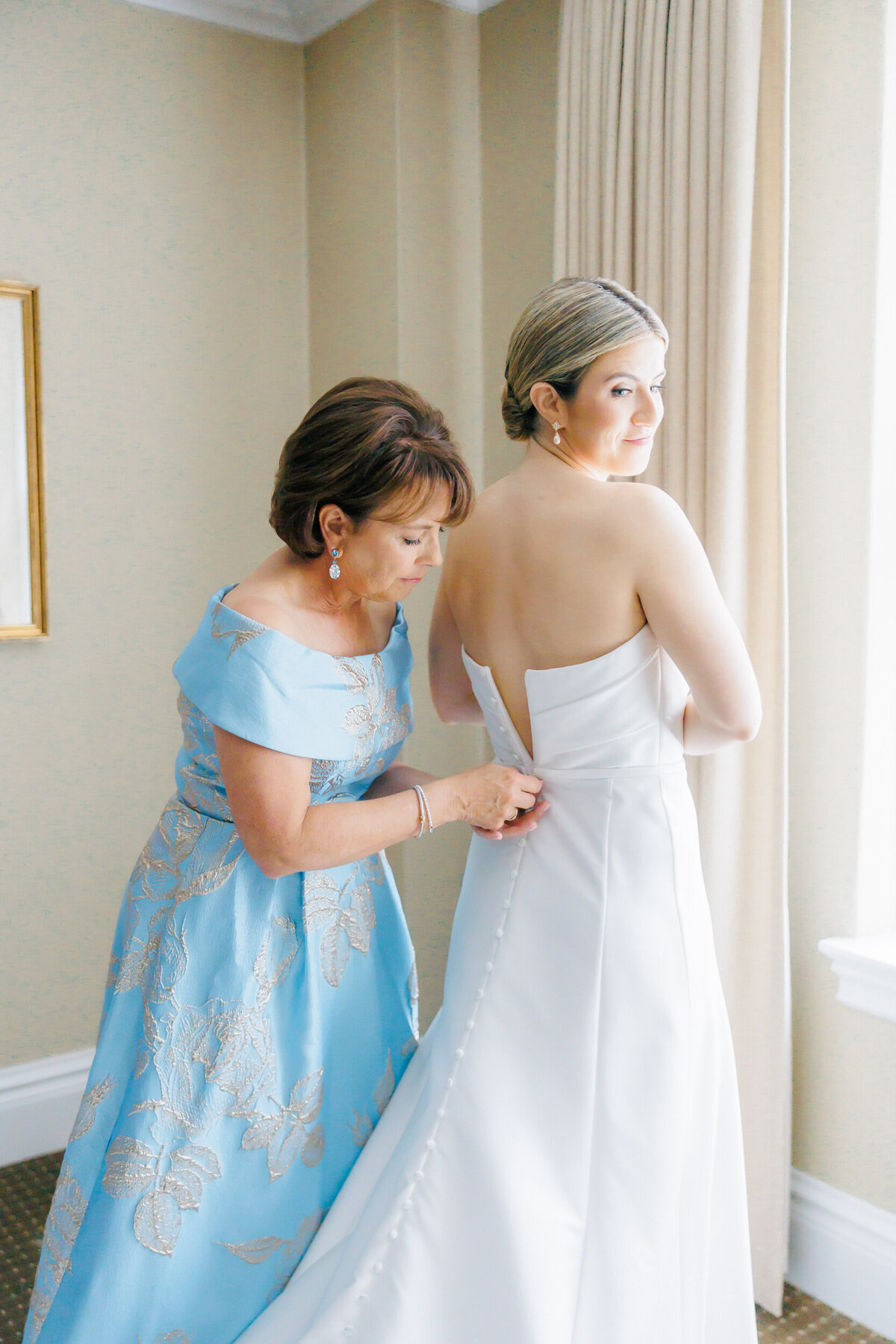 Lexi Benjamin Photography_University Club of Chicago Wedding-23