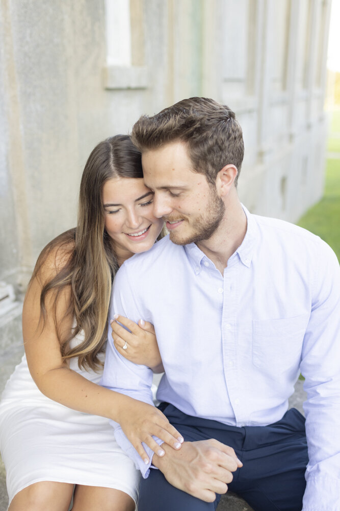 Harkness Park in Waterford, Connecticut engagement portraits