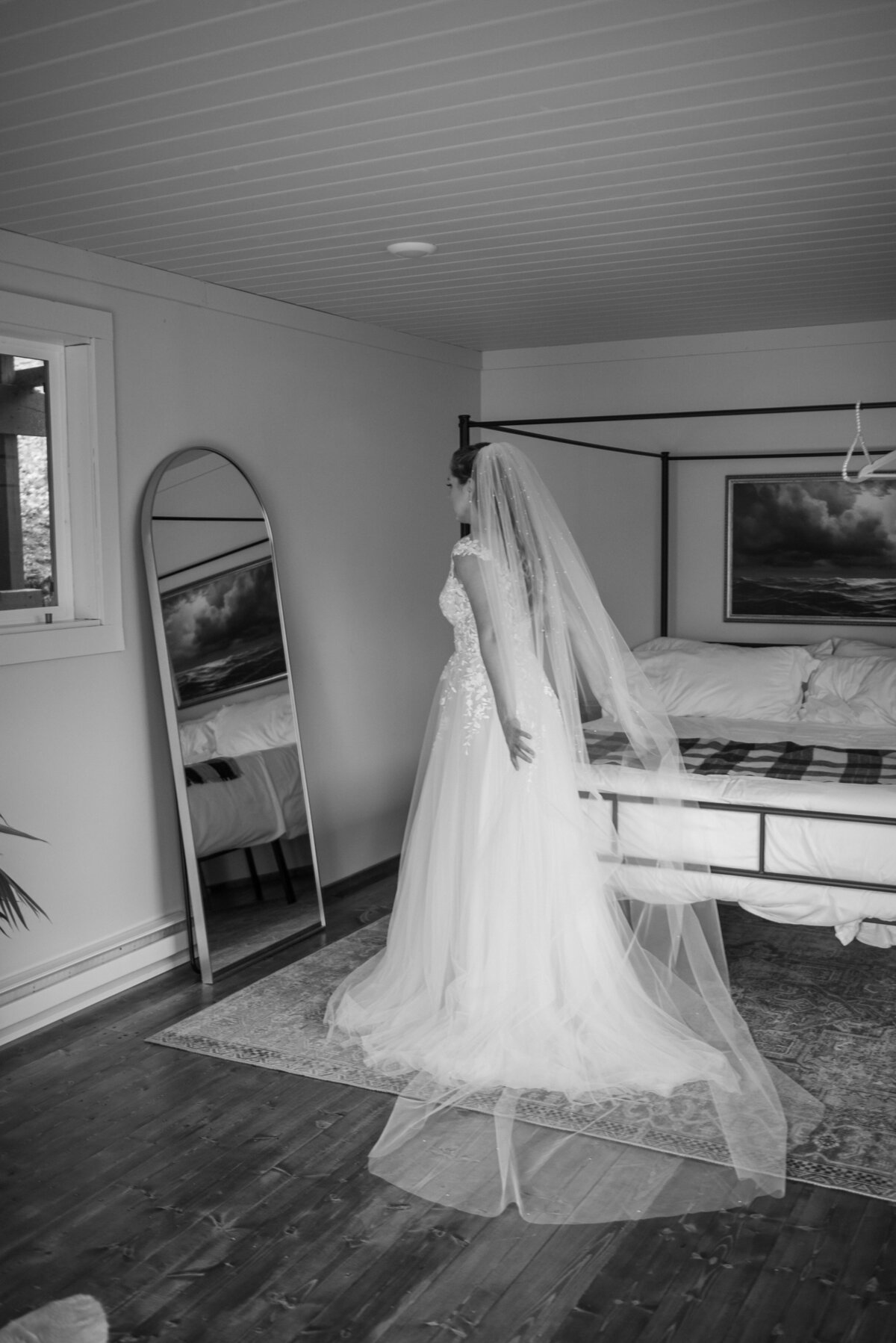 alaska bride put her dress on