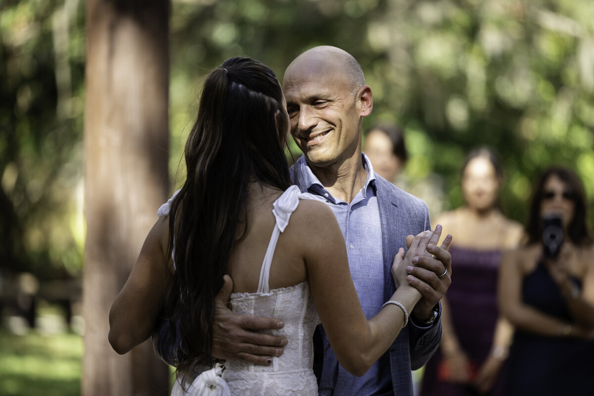 0225-cara-dehart-lewis-photography-del-favero-oasis-tampa-elopement-in-florida-chantilly-chic-celebrations