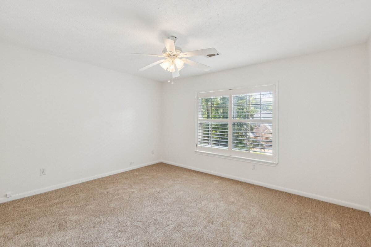 33-5713Firecrest_033