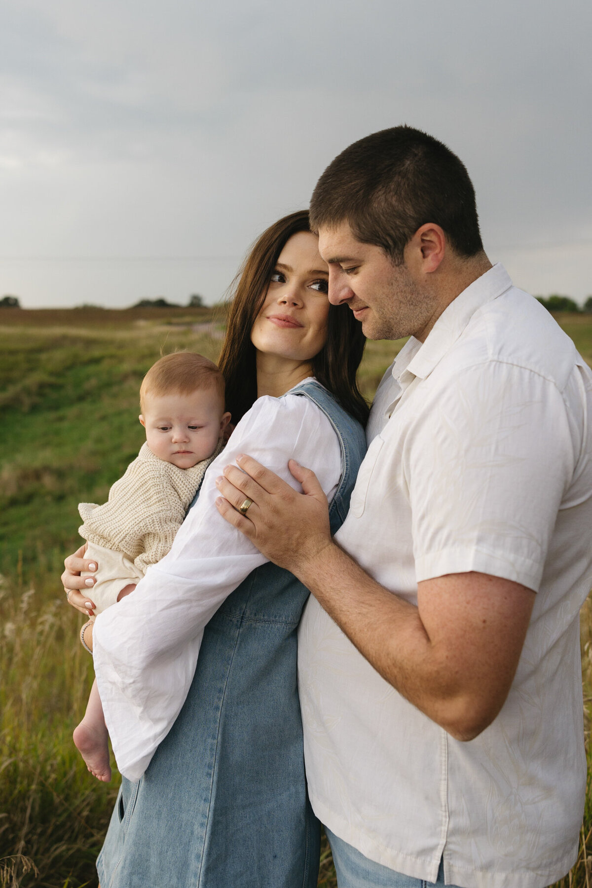 Sioux Falls Family Photographer, Good Earth State Park, RCC Photography, Field Family Photos-11