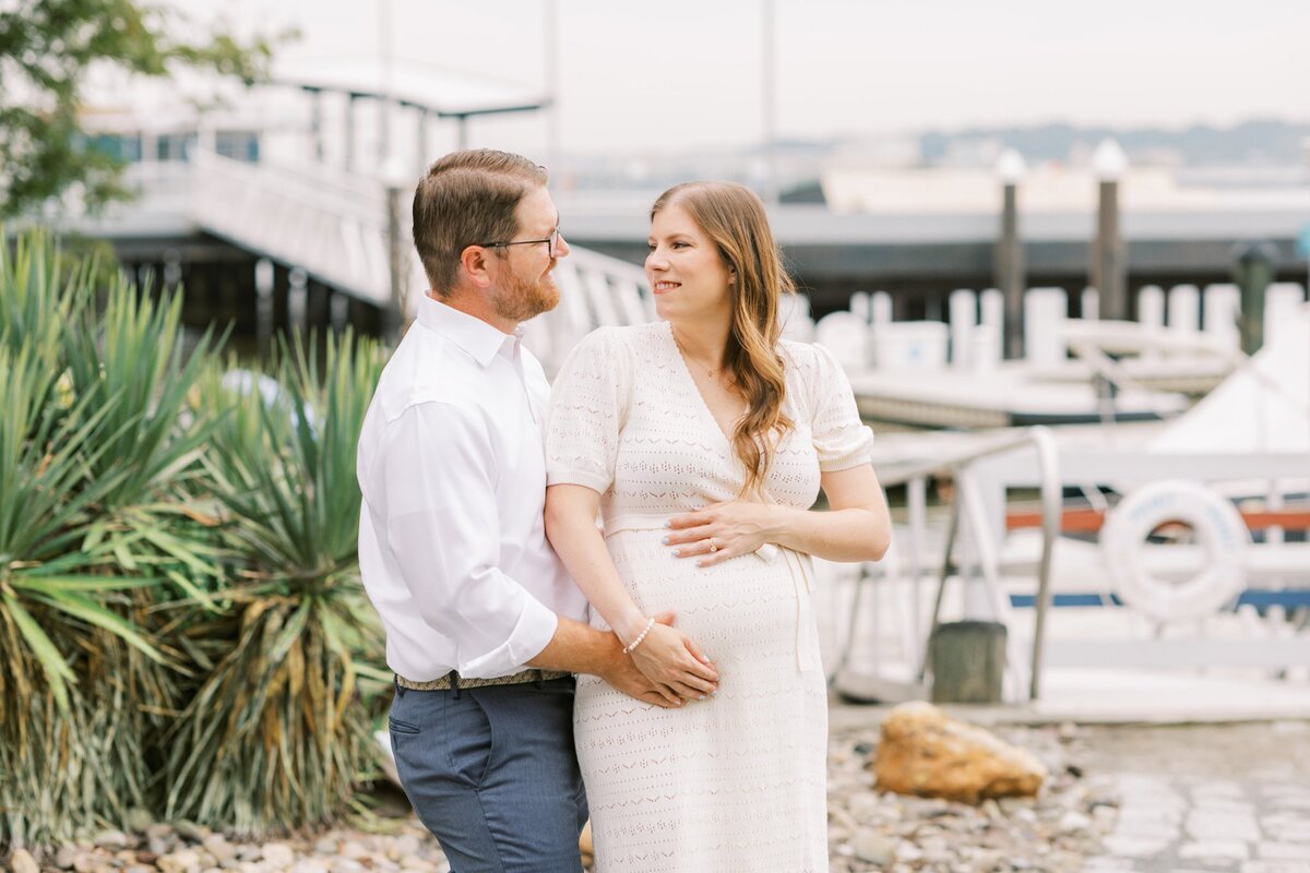 Old-Town-Alexandria-Maternity-Session-2