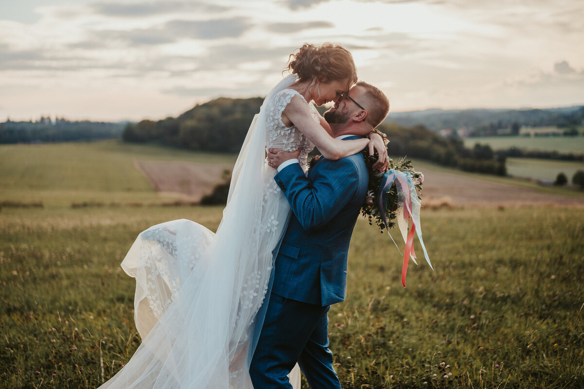 Svatební fotografka Jevany