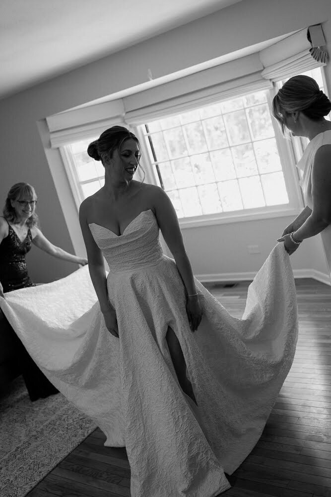 Nichole-Babiez-Photography-wedding-photographer-lincolnshire-marriott-forest-preserve-modern-elegant-whimsical-luxury-editorial-destination-5