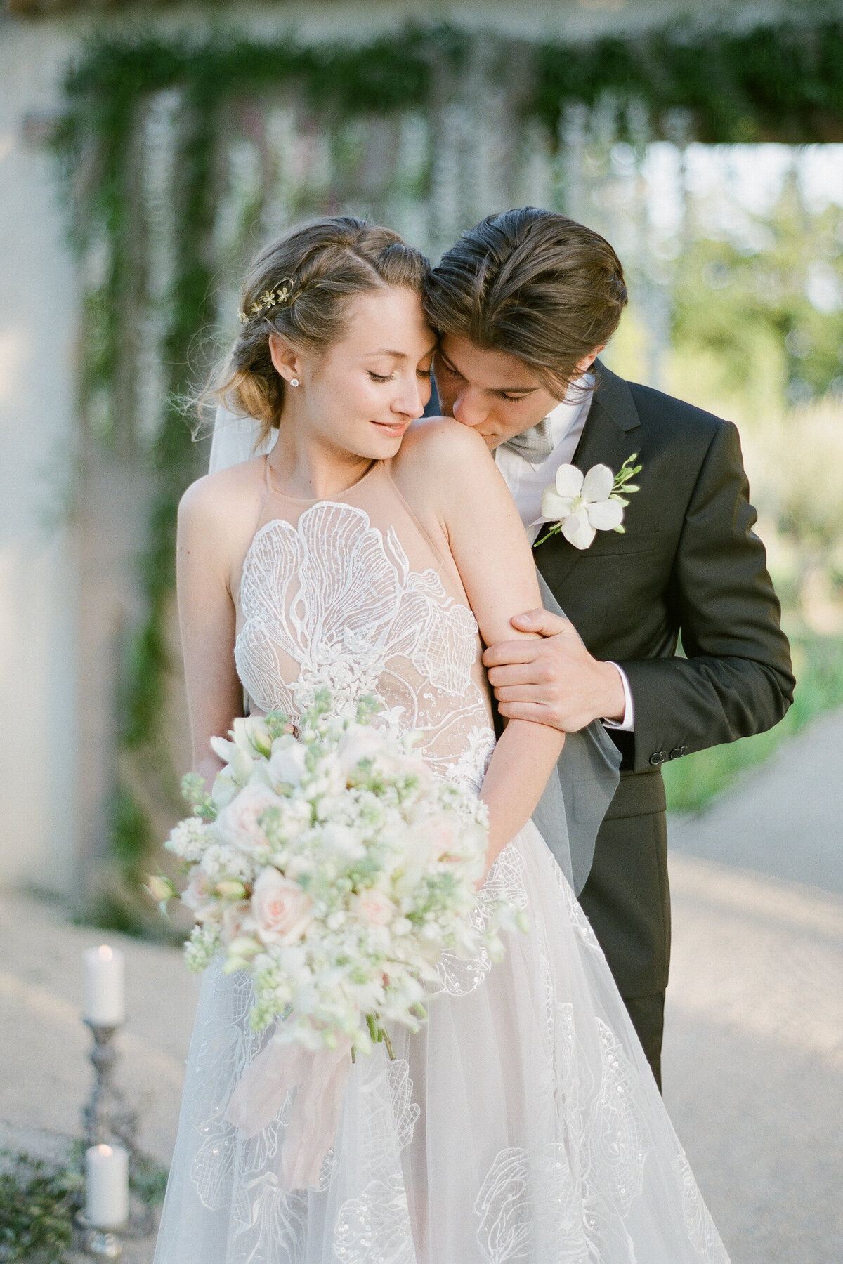 Anna_Grinets_Photography_Provence_wedding_Clos_Saint_Estève_014