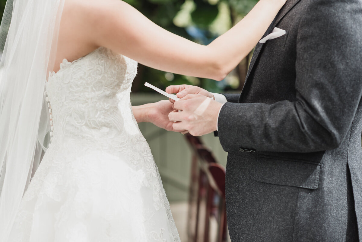 BLUSH AND BLACK SPRING PLANTERRA CONSERVATORY WEDDING IN WEST BLOOMFIELD, MICHIGAN PROVIDED BY KARI DAWSON, TOP-RATED DETROIT WEDING PHOTOGRAPHER, AND HER TEAM31