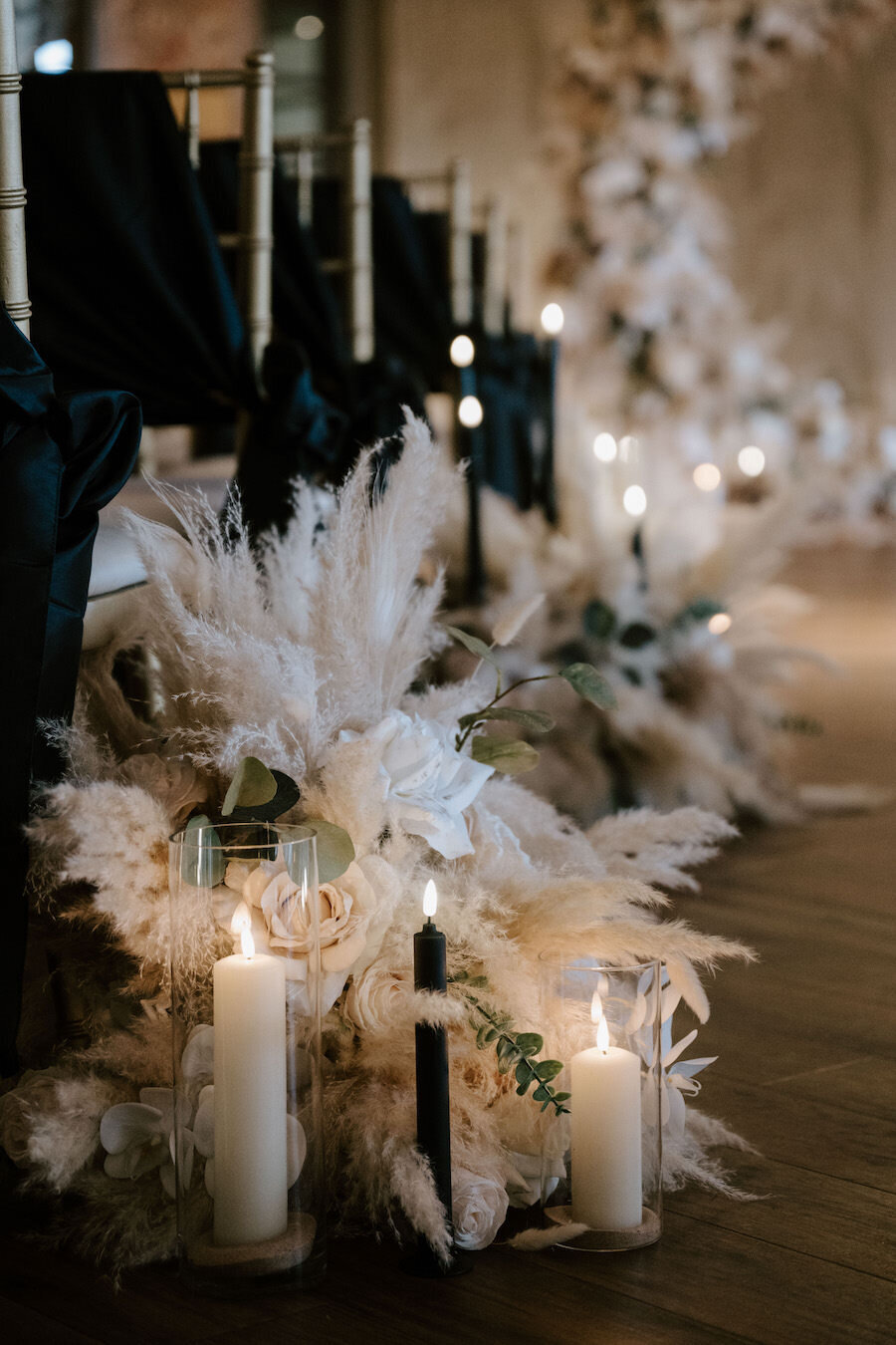 Nicola-Campbell-Timeless-Wedding-Photographer-Scotland-Doubletree-by-Hilton-North-Queensferry-Mr&MrsDavidson-4