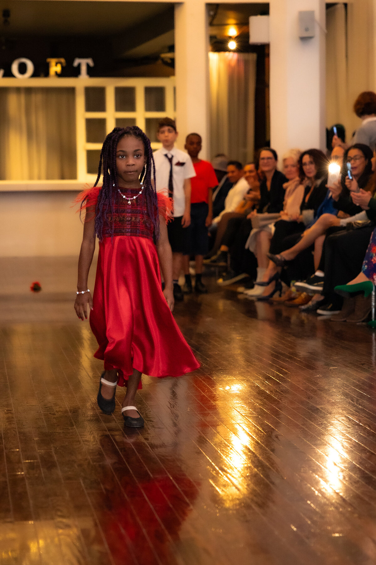 Photo de mode pour enfant haute couture Montréal