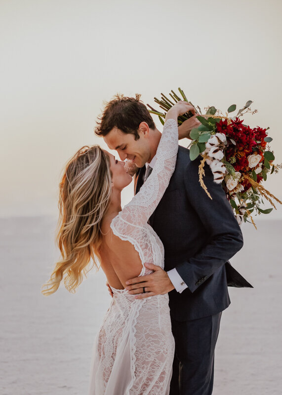 180830_Jenn&BenBridals_BonnevilleSaltFlatsUtah_AnjaJensenPhotography_001-064-3