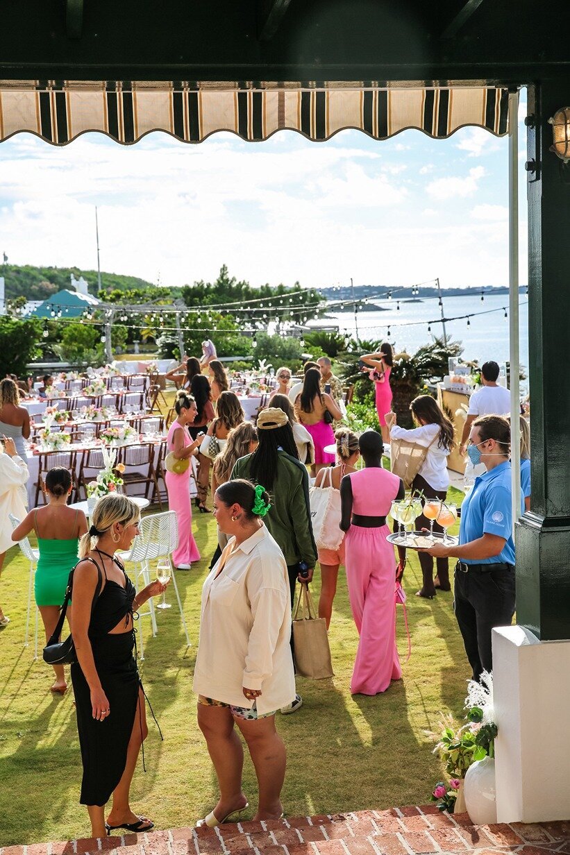 Revolve-Lunch-Bermuda-Dasfete-80