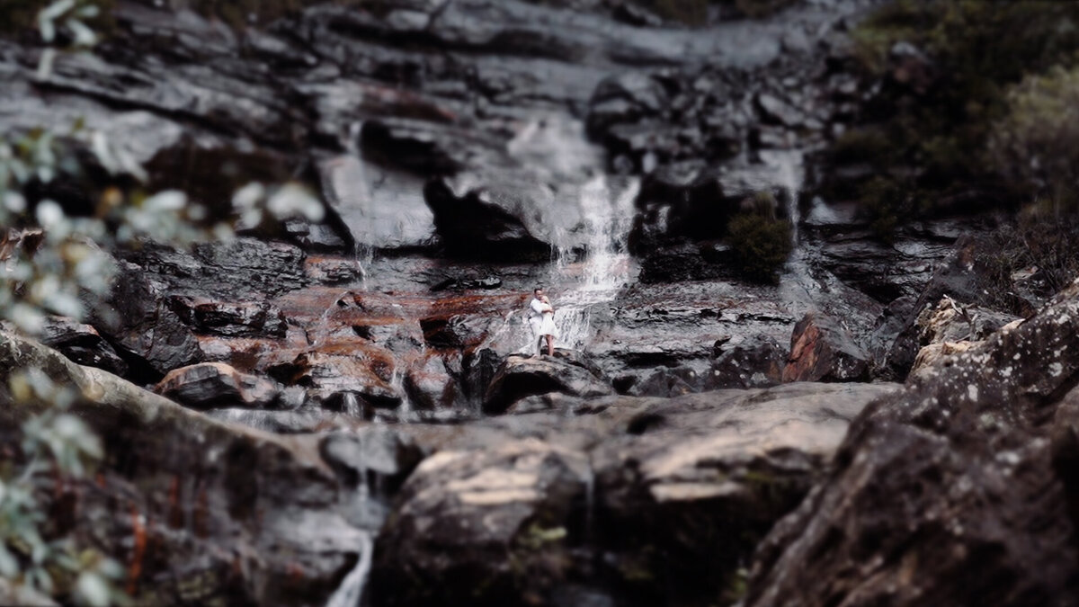 Jess+Luke-Blue-Mountains-Seclusions-The-Beginning9