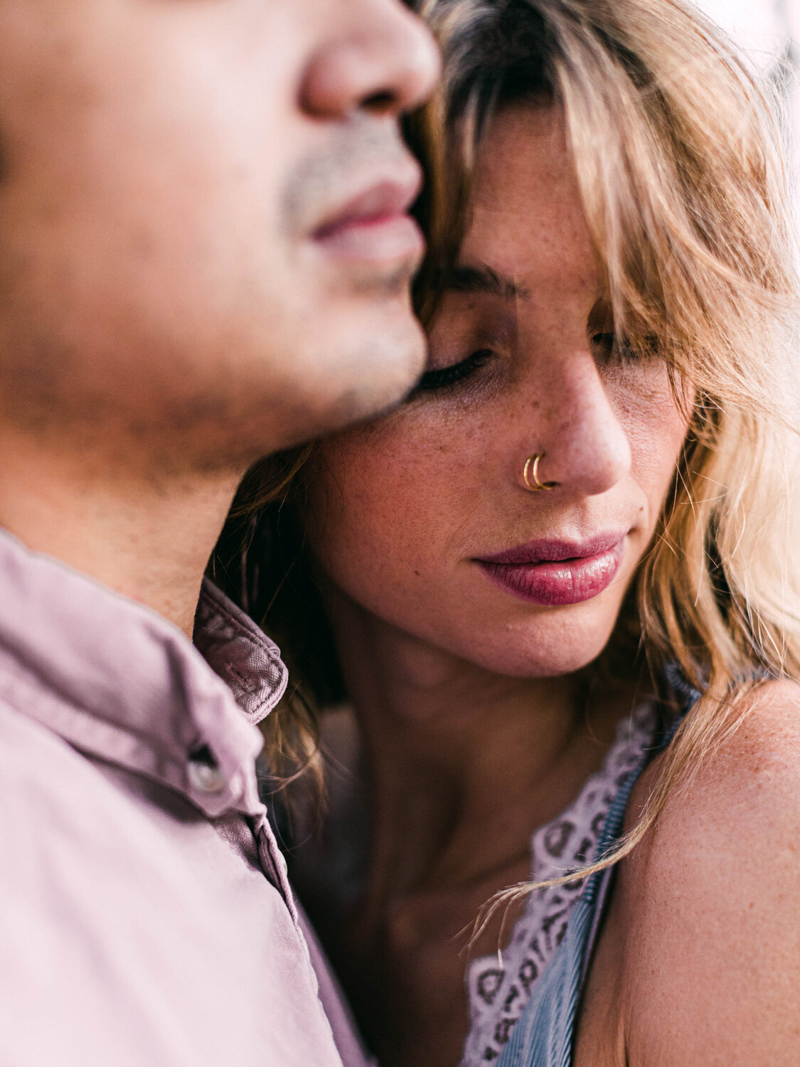 Azalea-Website-Template-Engagement-Photos-33