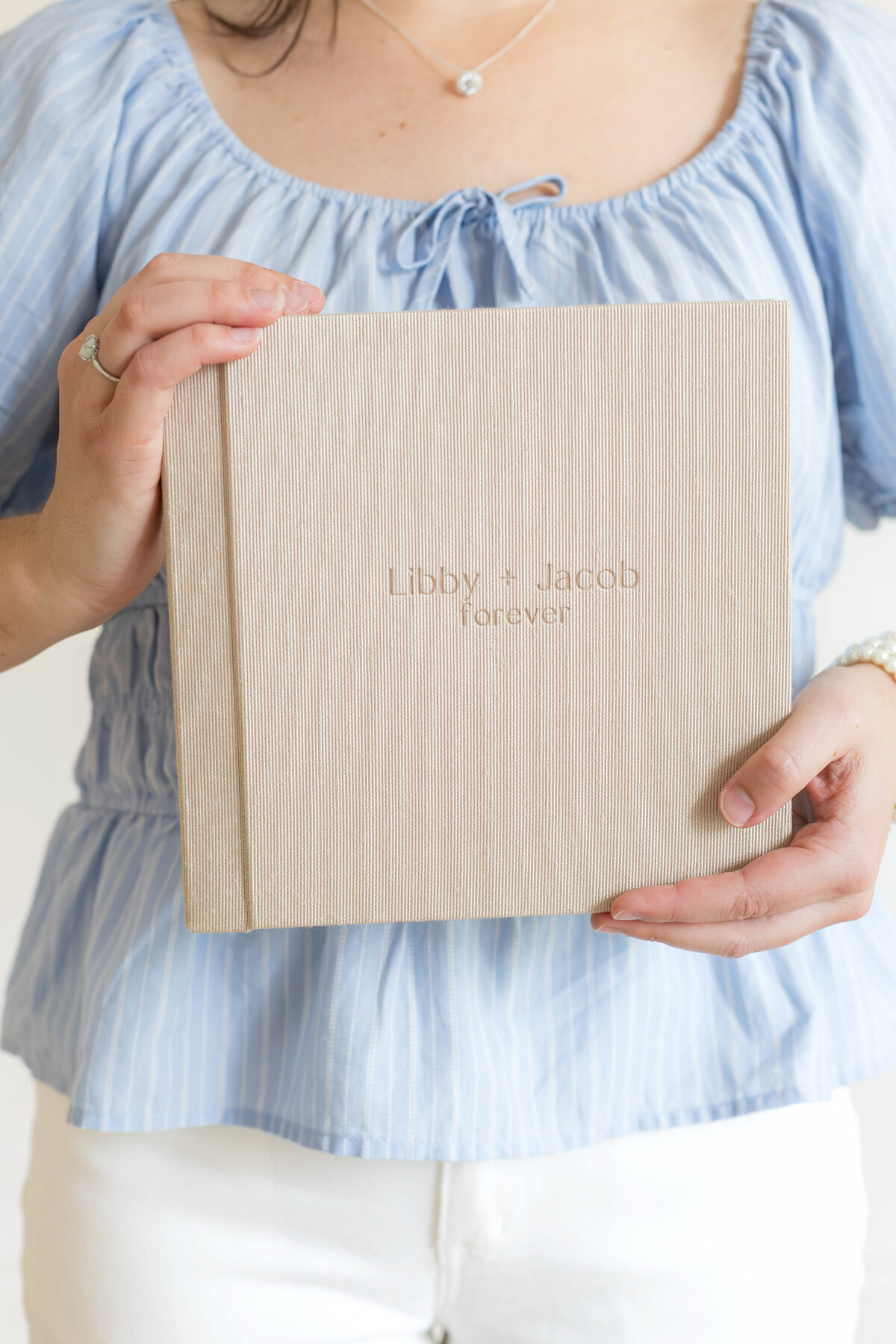 Provo Utah photographer, providing luxury quality custom artwork and heirloom albums.