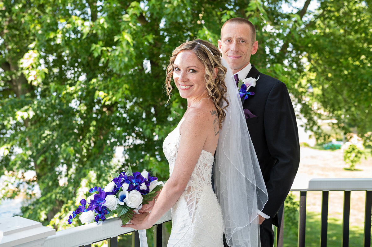 Detroit-Wedding-Photographer-The-Landing-008
