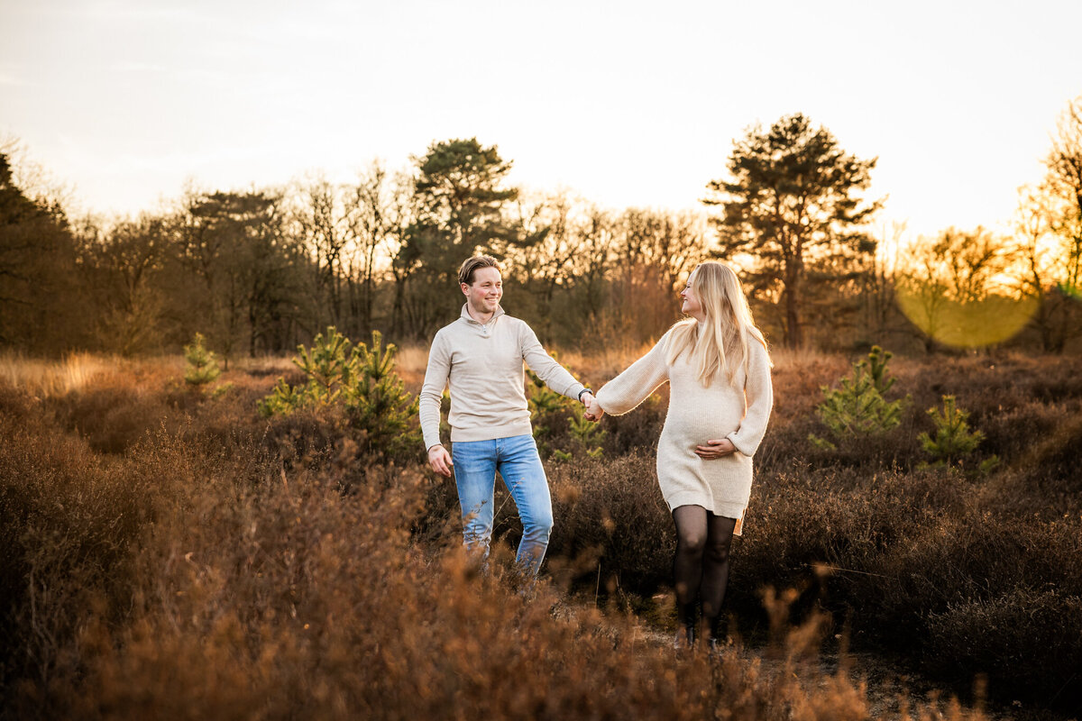 Zwangerschapshoot Den Bosch Goldenhour-5