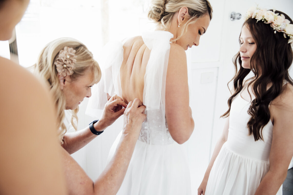 Liminal-Wonderland-Lakes-Entrance-Wedding-Photographer053