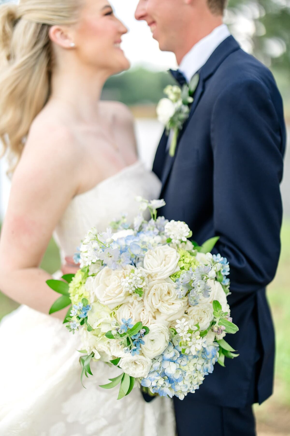 SpringHouse and Willow Point Country Club on Lake Martin Wedding Day - Katie & Alec Photography Birmingham, Alabama Wedding Photographer Portfolio 22