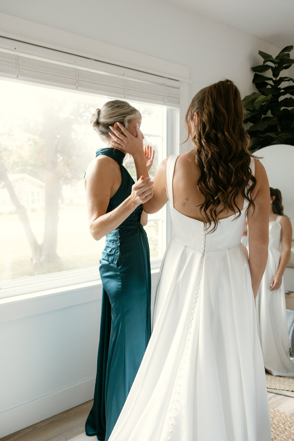 Abigail Anne Photography Colorado and Chicago Wedding and Couples Photographer — Portfolio Featured Story — Addy and Peter's Wedding 42