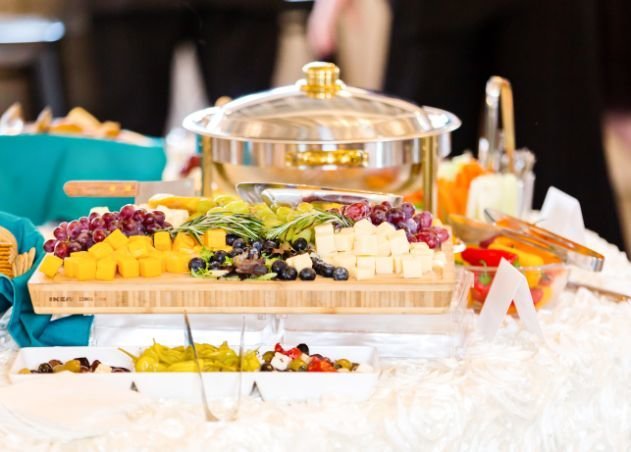 Reception-Classic-Catering-Wedding-Photo-Sweeney-Barn-May-2019_004