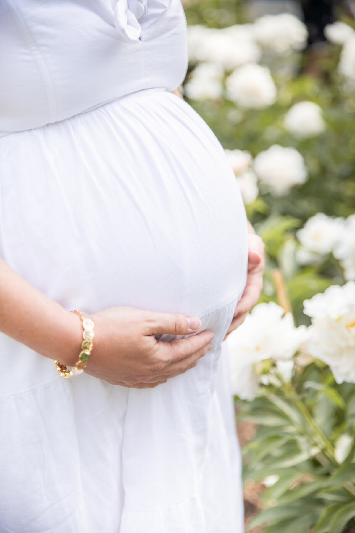peony-garden-maternity