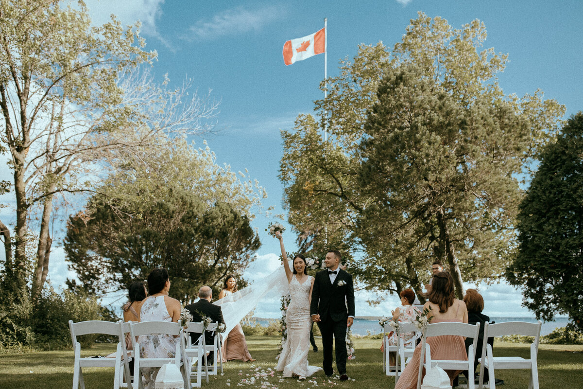 exit-micro-wedding-raphaelle-granger-luxury-wedding-photographer-montreal-toronto