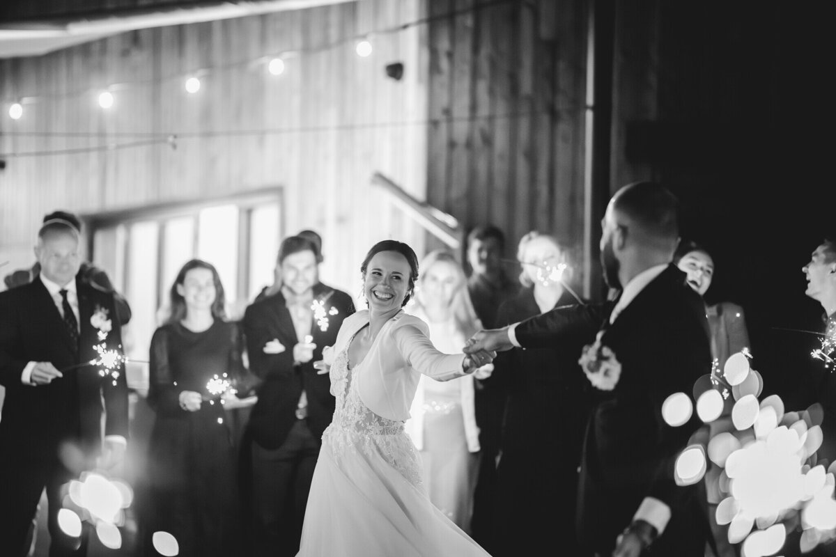 svatba držovická stodola prskavky