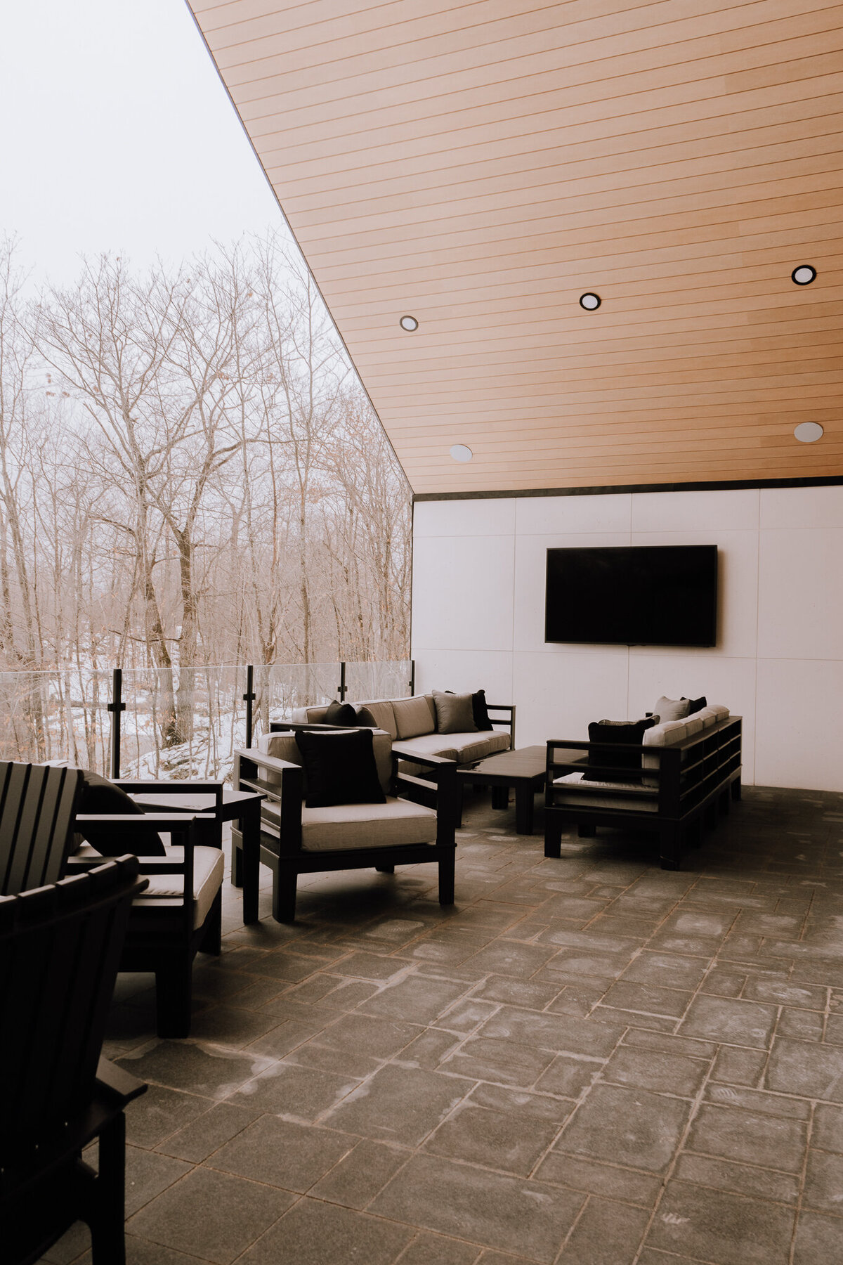 Eco Bay Chalet-Short Term Luxury Rental for Group Stays-Retreats-Elopements-Events-Port Severn-Coldwater-Muskoka-Ontario24