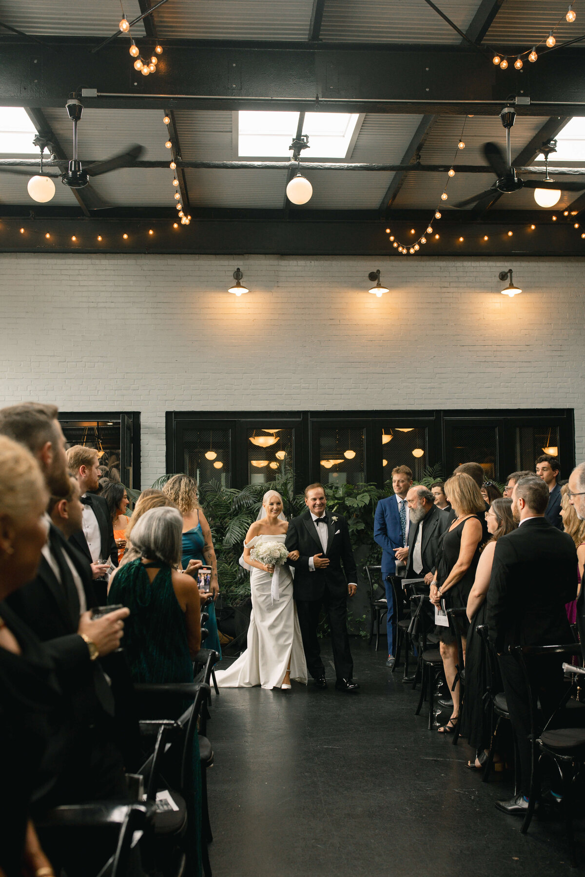 Alyssa_Flood_Photography_Sarah_Teddy_Wedding-437