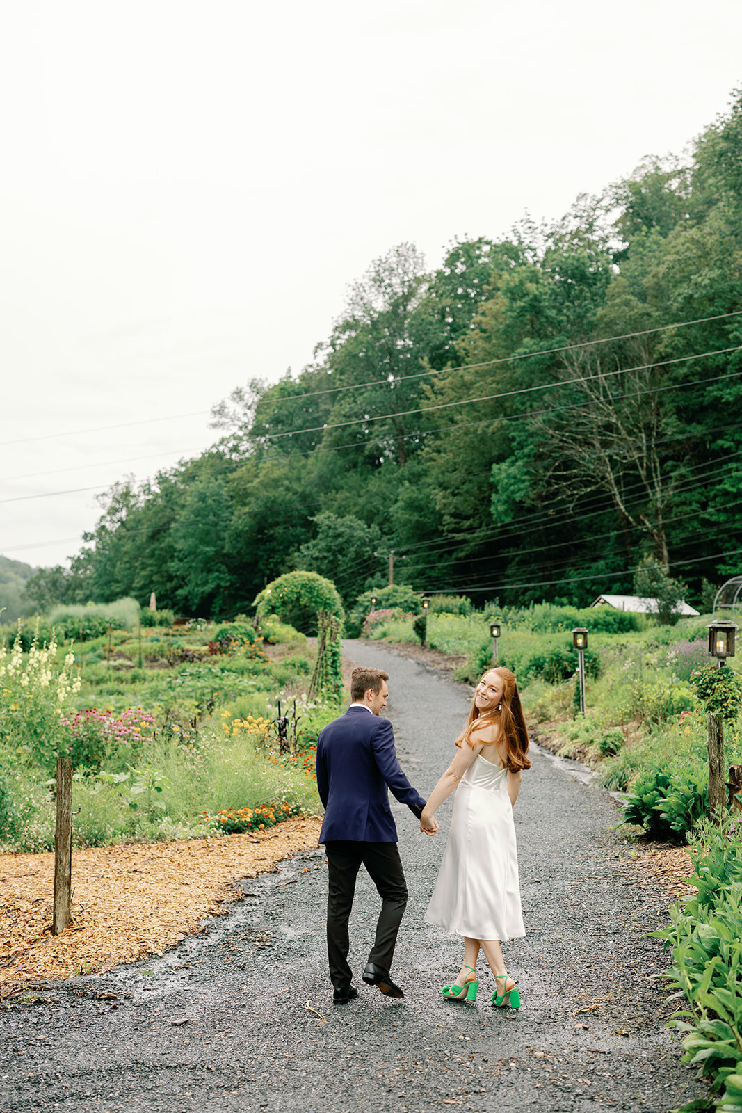 woodstock-inn-kelly-way-garden-wedding-dinner-mary-dougherty146