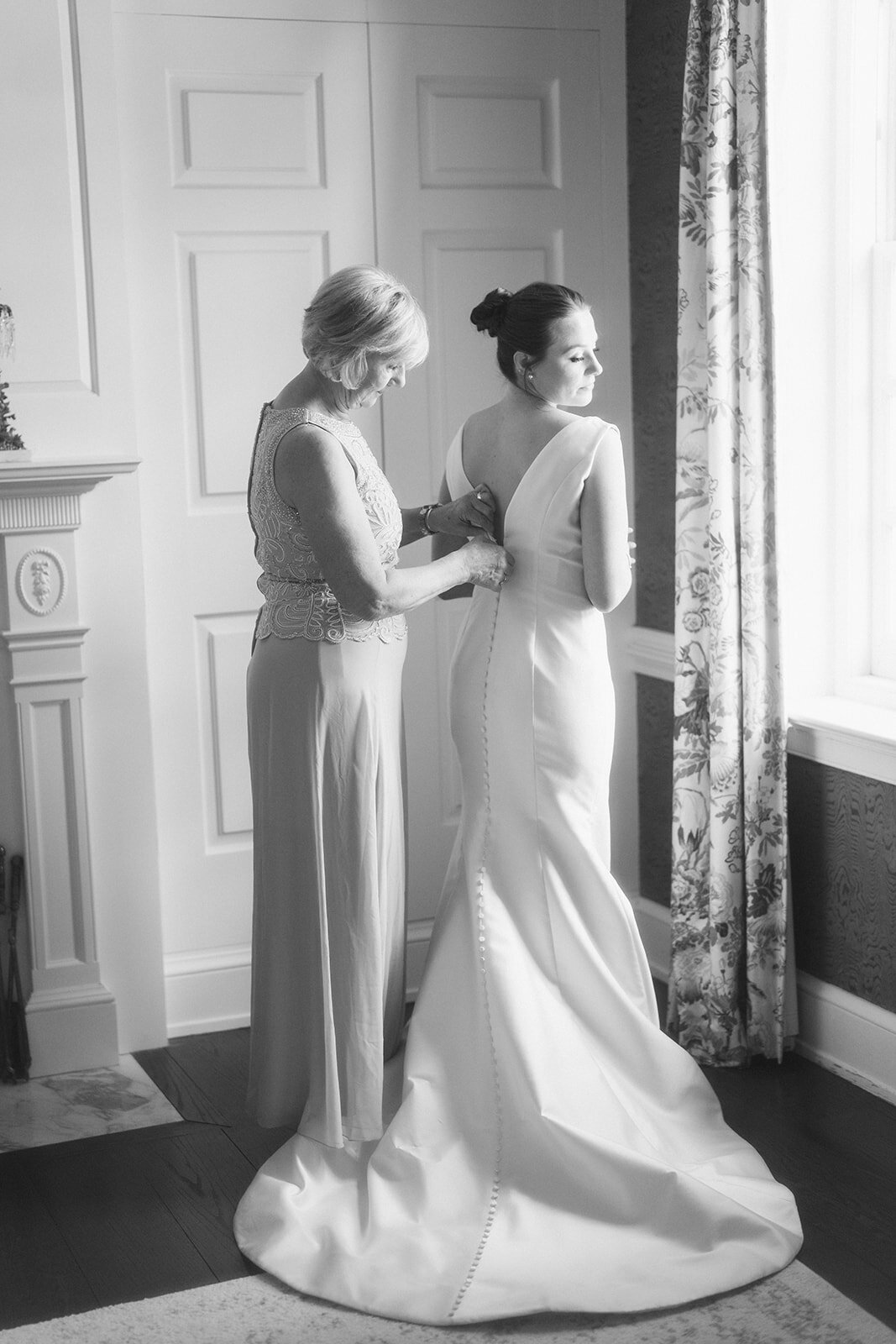 Hannah Malloy Virginia Wedding and Family Photographer