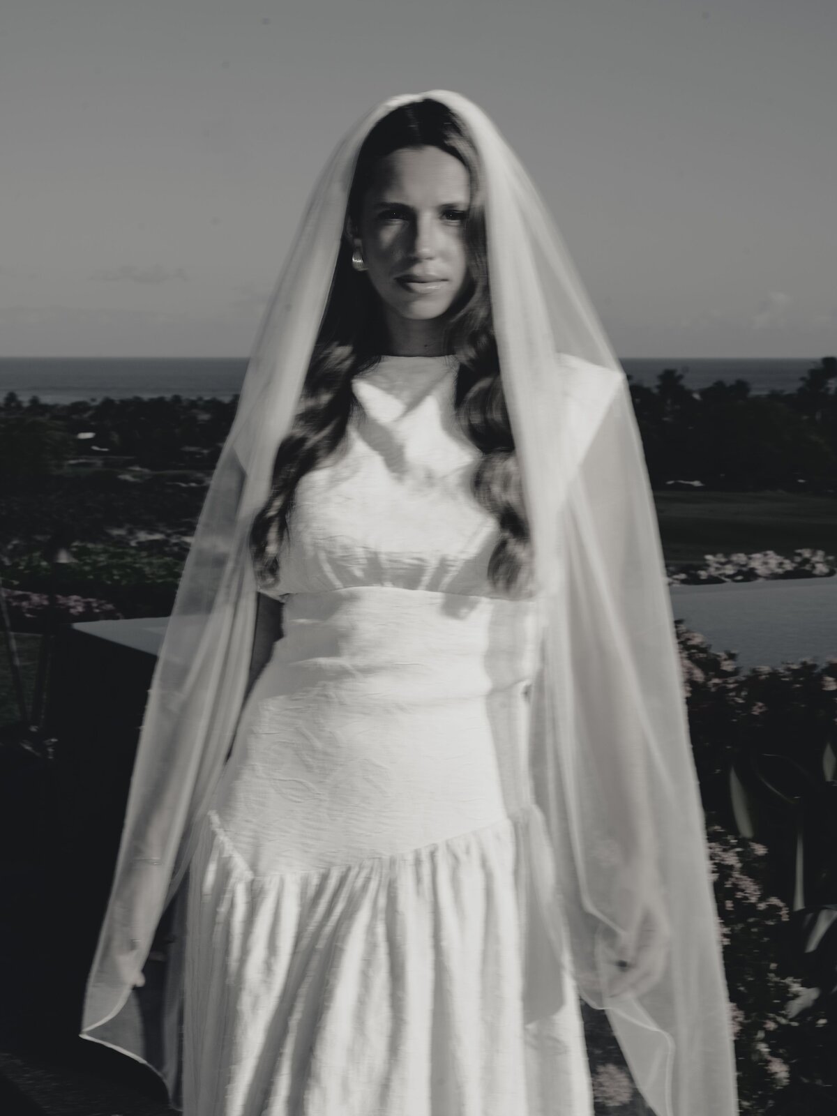 BW artistic bride portrait at four seasons hualalai on the big island