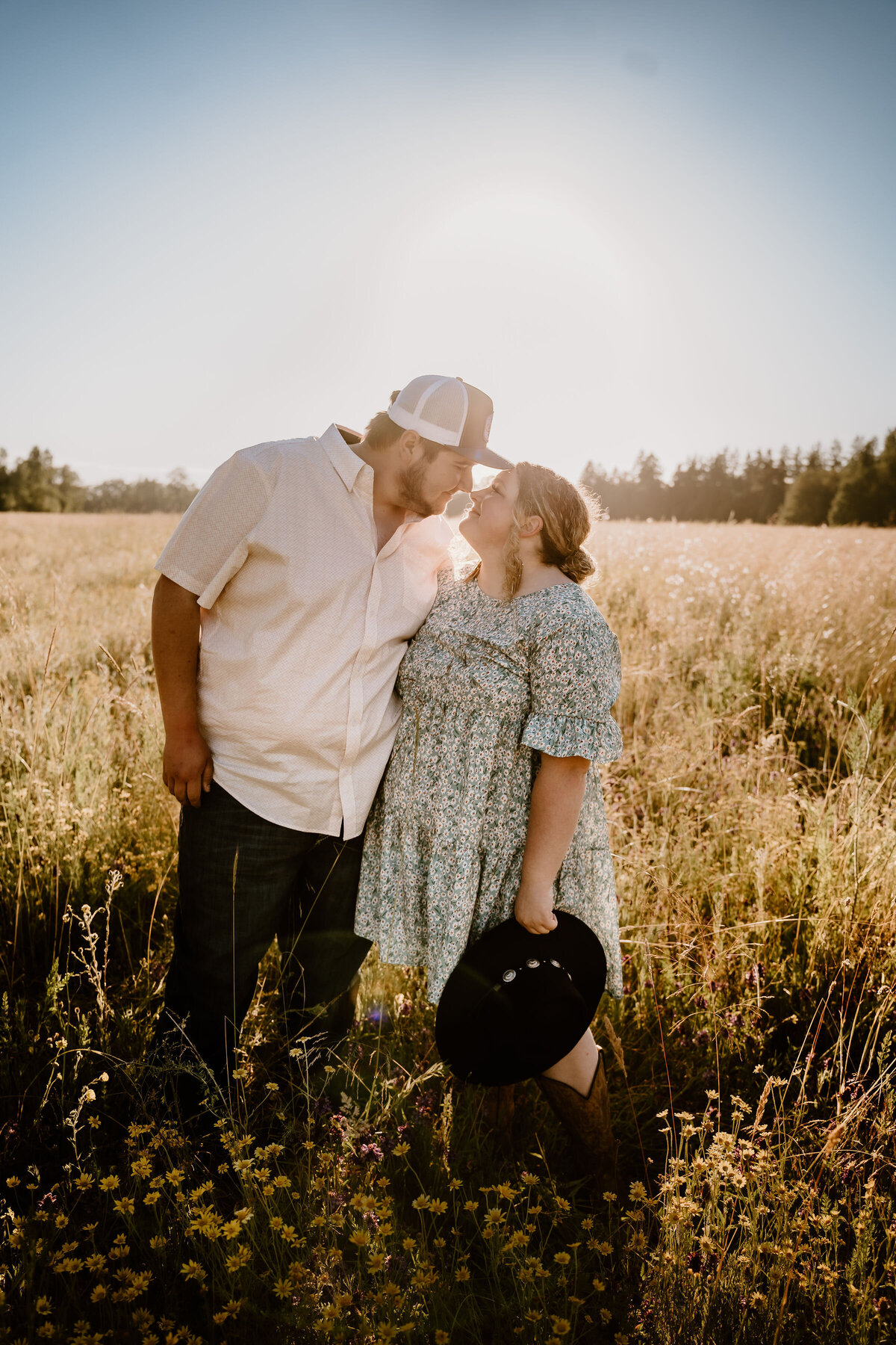 couples photography in oregon by magnolia june visuals