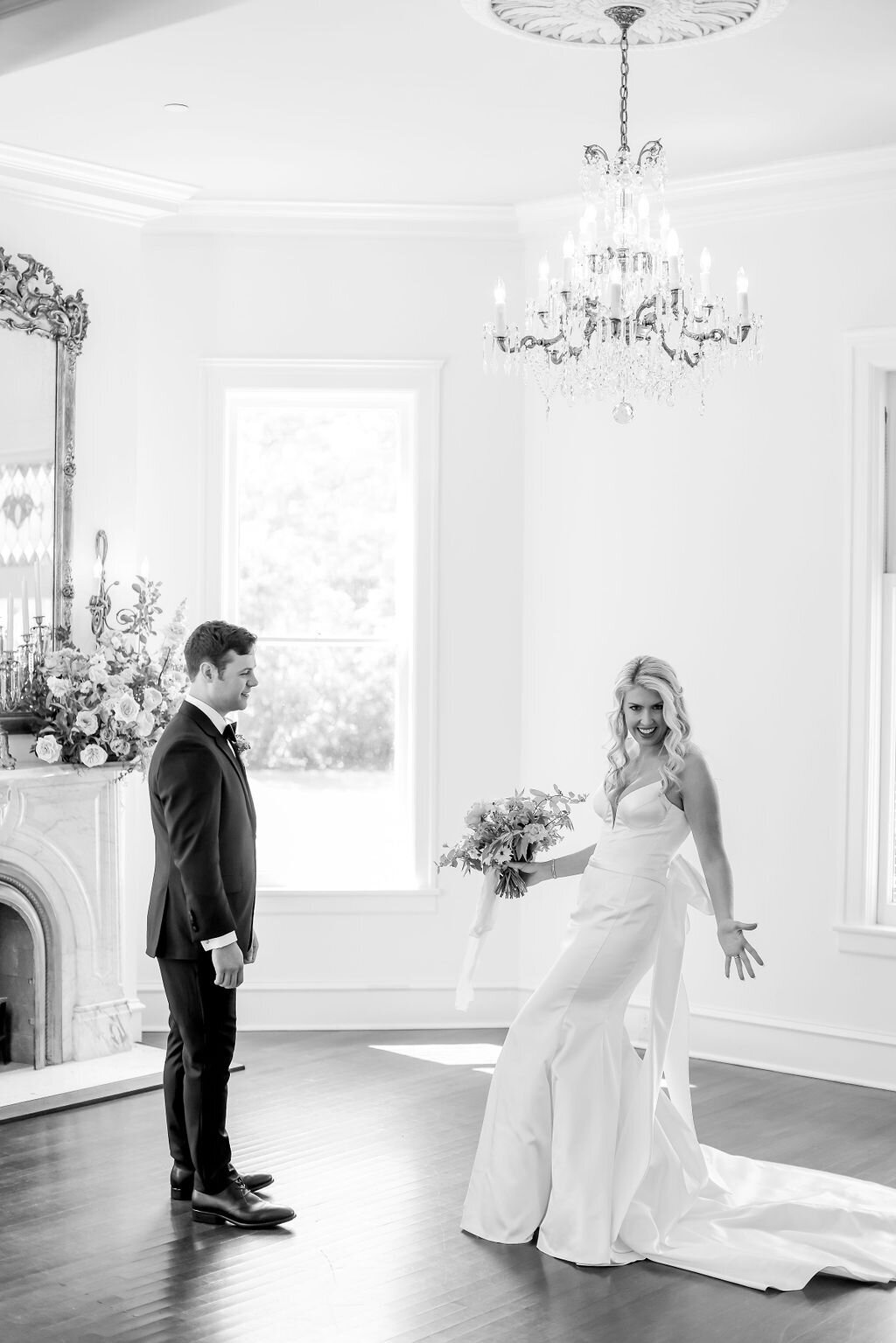 woodbine-mansion-texas-wedding-first-look-sarah-block-photography-2