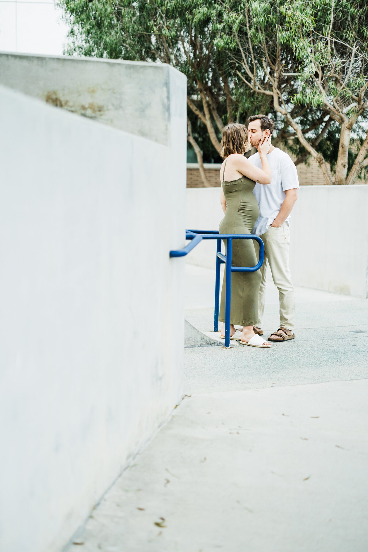 couple-expecting-baby-in-the-south-bay