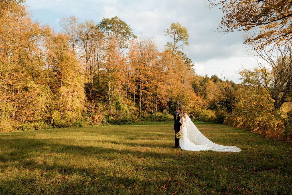Sarah-Kevin-Gold-Wing-Photography-Vermont-Wedding-Grafton-Inn-Fall-Previews-73
