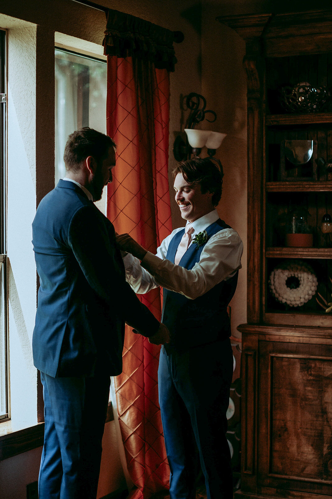 reTheBurrowWeddingPhotography-109