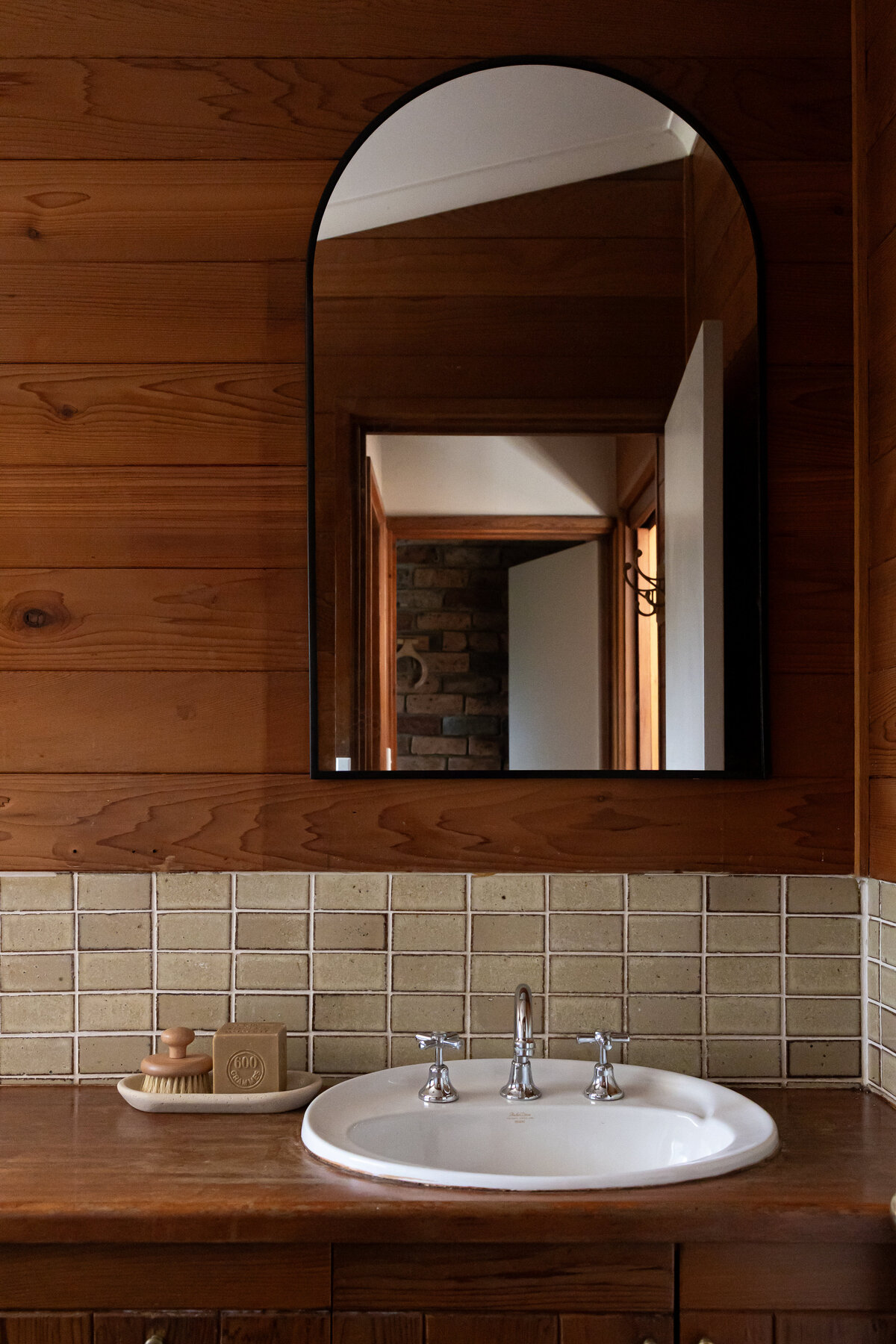 kambah bathroom full