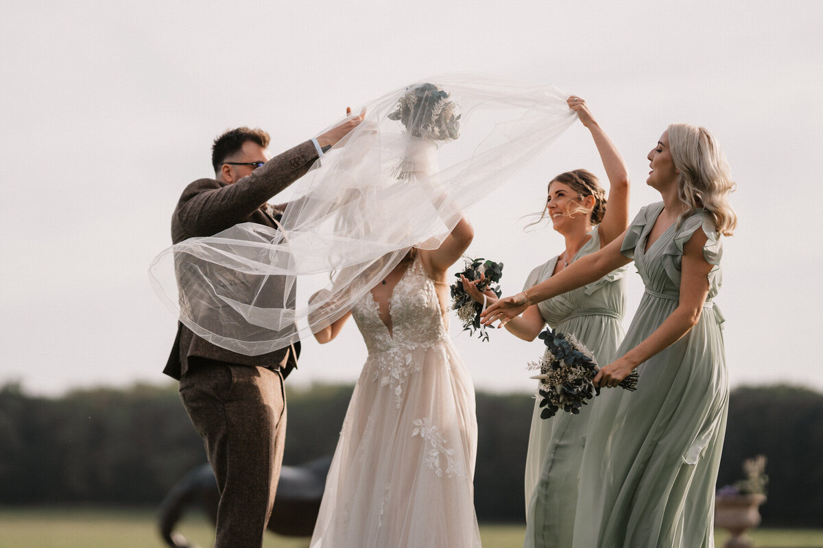 Wedding Photography in Prestwold Hall, Leicestershire_K+J-967-1